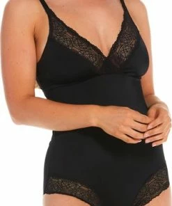MAGIC Bodyfashion Be Pretty Body - Zwart - Maat S 20 MAGIC Bodyfashion Be Pretty Body - Zwart - Maat S -lingerie-dames-badmode Winkel 316x840