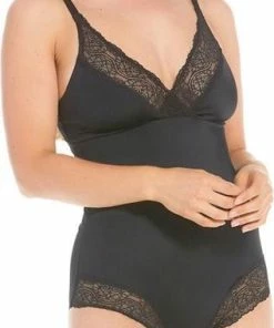 MAGIC Bodyfashion Be Pretty Body - Zwart - Maat S 19 MAGIC Bodyfashion Be Pretty Body - Zwart - Maat S -lingerie-dames-badmode Winkel 317x840 1