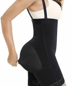 Yermin Beauty Corrigerende Shapewear Corset Verstelbaar Met 4 Rijen Haakjes Zwart S -lingerie-dames-badmode Winkel 493x840 1