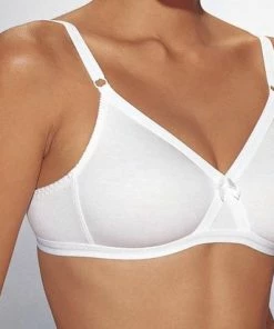 Naturana Katoenen Niet Voorgevormde Beugelloze Cross BH Maat 90B -lingerie-dames-badmode Winkel 550x412 11