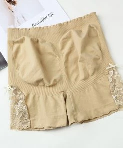 Wow Peach - Seamless Lace Padded Buttlift Short - Corrigerend Ondergoed - Shaping Broekje - Comfort Short - Nude - One Size