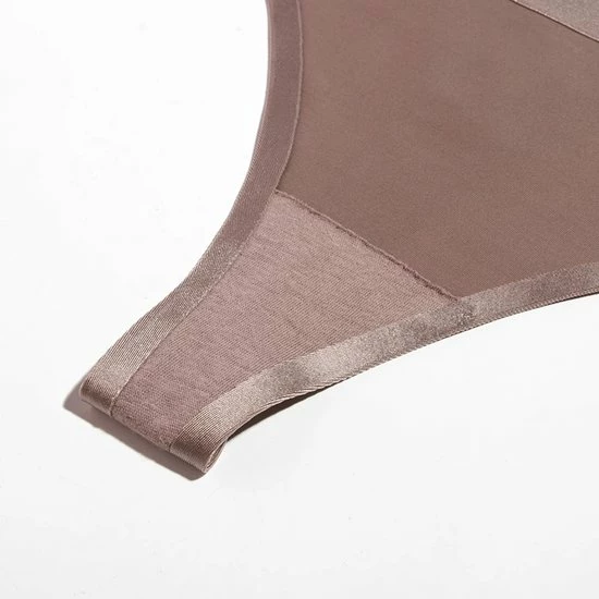 Merkloos Naadloos Ondergoed - 3 Stuks/verpakking - Gratis Vervoer- Spoorloze Strings - Seamless Lingerie - Sexy String - Tweede Huid Bikini 9 Merkloos Naadloos Ondergoed - 3 Stuks/verpakking - Gratis Vervoer- Spoorloze Strings - Seamless Lingerie - Sexy String - Tweede Huid Bikini - Afbeelding 7