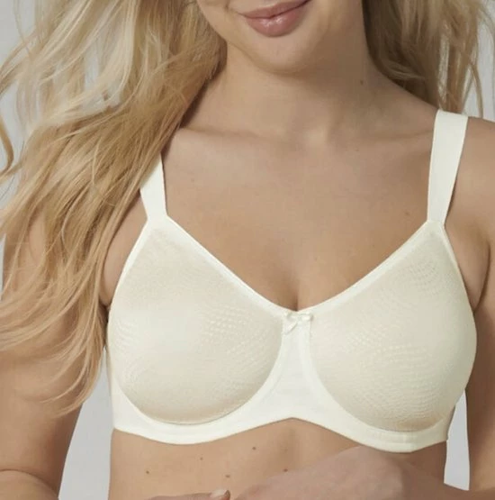 Triumph Essential Minimizer WX Beha - Vanille - Maat E95 9 Triumph Essential Minimizer WX Beha - Vanille - Maat E95 - Afbeelding 7