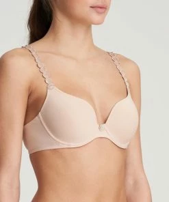 Marie Jo L'Aventure Tom Voorgevormde Beugel Bh 0120826 Caffé Latte - Maat 75E 26 Marie Jo L'Aventure Tom Voorgevormde Beugel Bh 0120826 Caffé Latte - Maat 75E -lingerie-dames-badmode Winkel 550x589 1