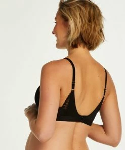 Hunkemöller Dames Lingerie Voorgevormde Voedingsbh Adelaide - Zwart - Maat F90 13 Hunkemöller Dames Lingerie Voorgevormde Voedingsbh Adelaide - Zwart - Maat F90 -lingerie-dames-badmode Winkel 550x660 38