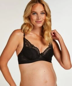 Hunkemöller Dames Lingerie Voorgevormde Voedingsbh Adelaide - Zwart - Maat F90 17 Hunkemöller Dames Lingerie Voorgevormde Voedingsbh Adelaide - Zwart - Maat F90 -lingerie-dames-badmode Winkel 550x660 39