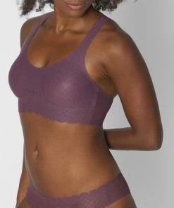 Sloggi ZERO Feel Lace Top - Kaluha - Maat M 13 Sloggi ZERO Feel Lace Top - Kaluha - Maat M -lingerie-dames-badmode Winkel 550x667 2