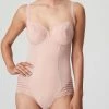 PrimaDonna Twist East End Body 0441930 Powder Rose - Maat 75D -lingerie-dames-badmode Winkel 550x732 13