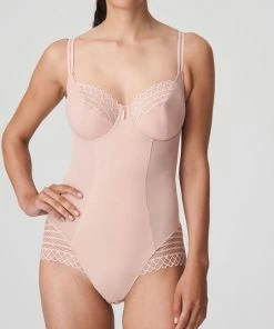 PrimaDonna Twist East End Body 0441930 Powder Rose - Maat 75D