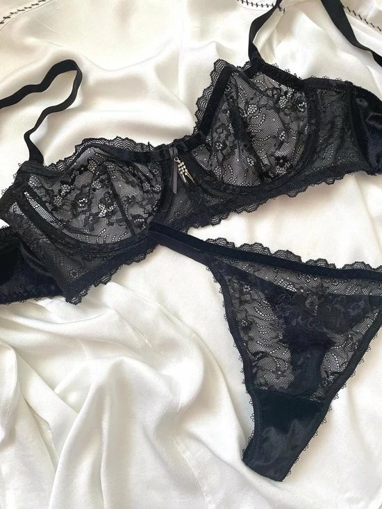 Merkloos Orkide Dames De Leukste Lingeriesetje - Sexy Licht Transparant - Van Hoge Kwaliteit - Niet-voorgevormde Beugel Bh Zwart - 95B - Thong L 3 Merkloos Orkide Dames De Leukste Lingeriesetje - Sexy Licht Transparant - Van Hoge Kwaliteit - Niet-voorgevormde Beugel Bh Zwart - 95B - Thong L