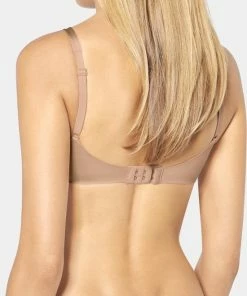 Triumph Body Make-up Soft Touch WP EX Beha - Neutral Beige - Maat C75 -lingerie-dames-badmode Winkel 550x780