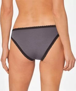 Sloggi 24/7 Weekend Tanga C3P Dames Onderbroek - Maat 38 15 Sloggi 24/7 Weekend Tanga C3P Dames Onderbroek - Maat 38 -lingerie-dames-badmode Winkel 550x780 4